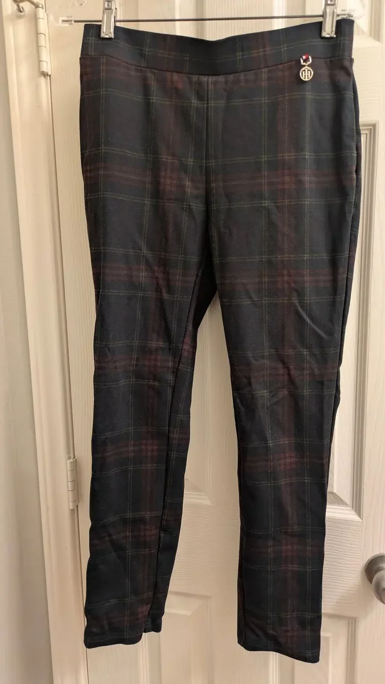 Tommy Hilfiger Women’s Size 8 Navy Red Green Plaid Slim Leg Pull- TH Charm